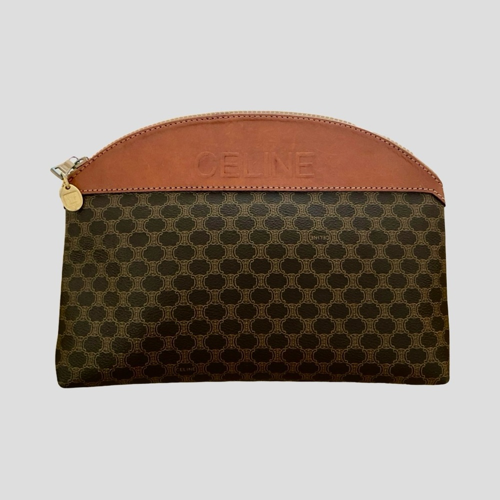 CELINE Vintage Triomphe Macadamia Clutch
